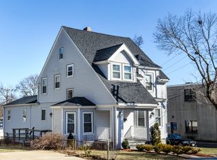 64 Oak St, Newton, MA 02464