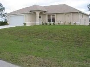 5200 26th St SW, Lehigh Acres, FL 33971