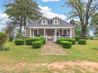 840 N Gintown Rd, Mulberry, AR 72947