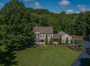 110 Riverstone Dr, MORELAND HILLS, OH 44022