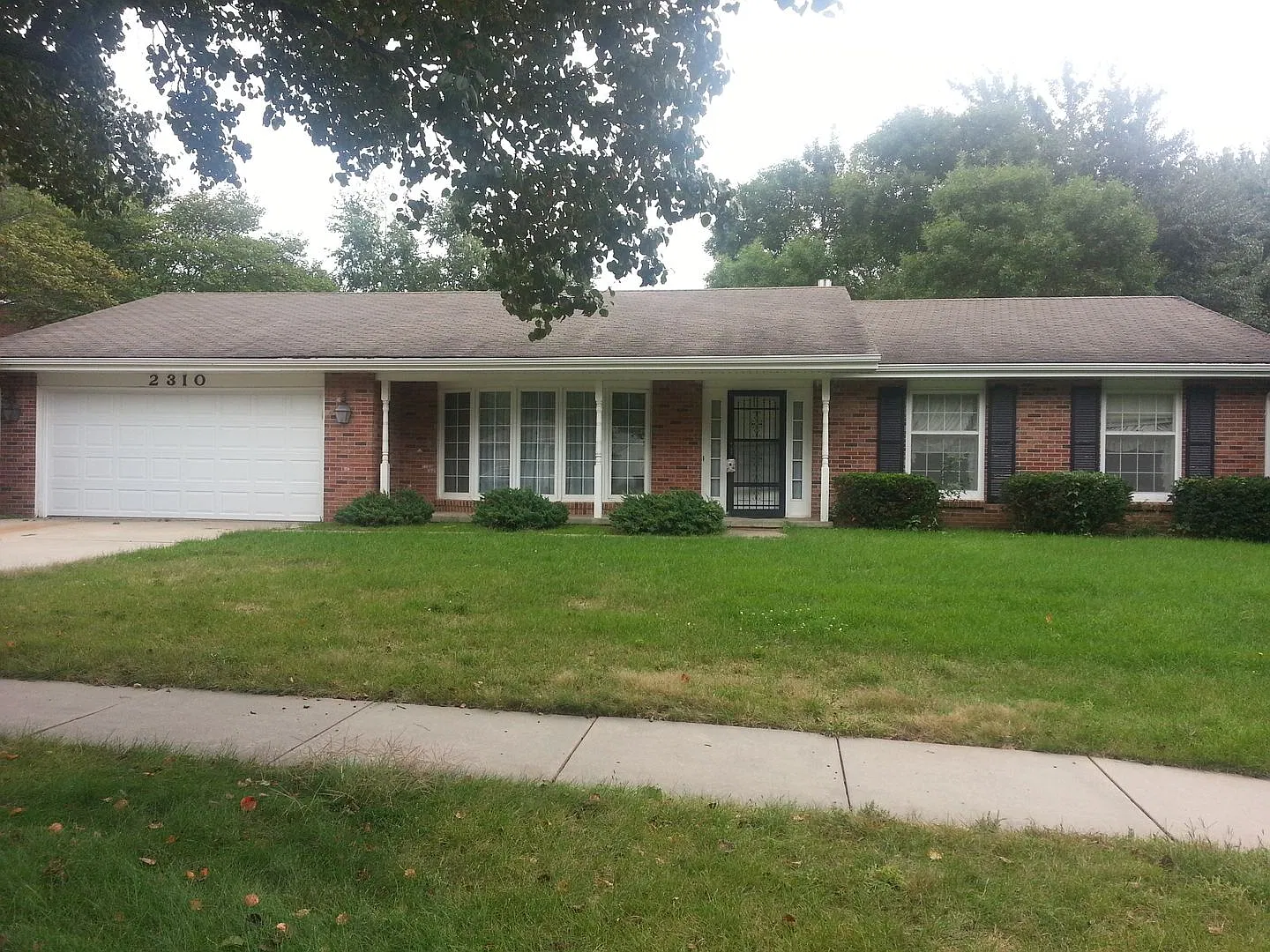 2310 Devonshire Dr — Photo 1