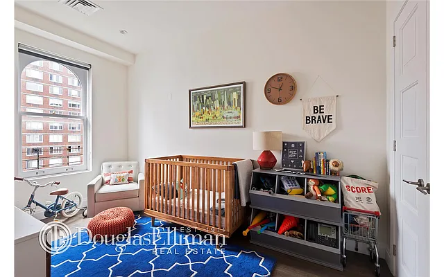 Rented by Douglas Elliman | media 36