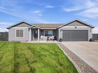 6312 Bulldog Ln, Pasco, WA 99301