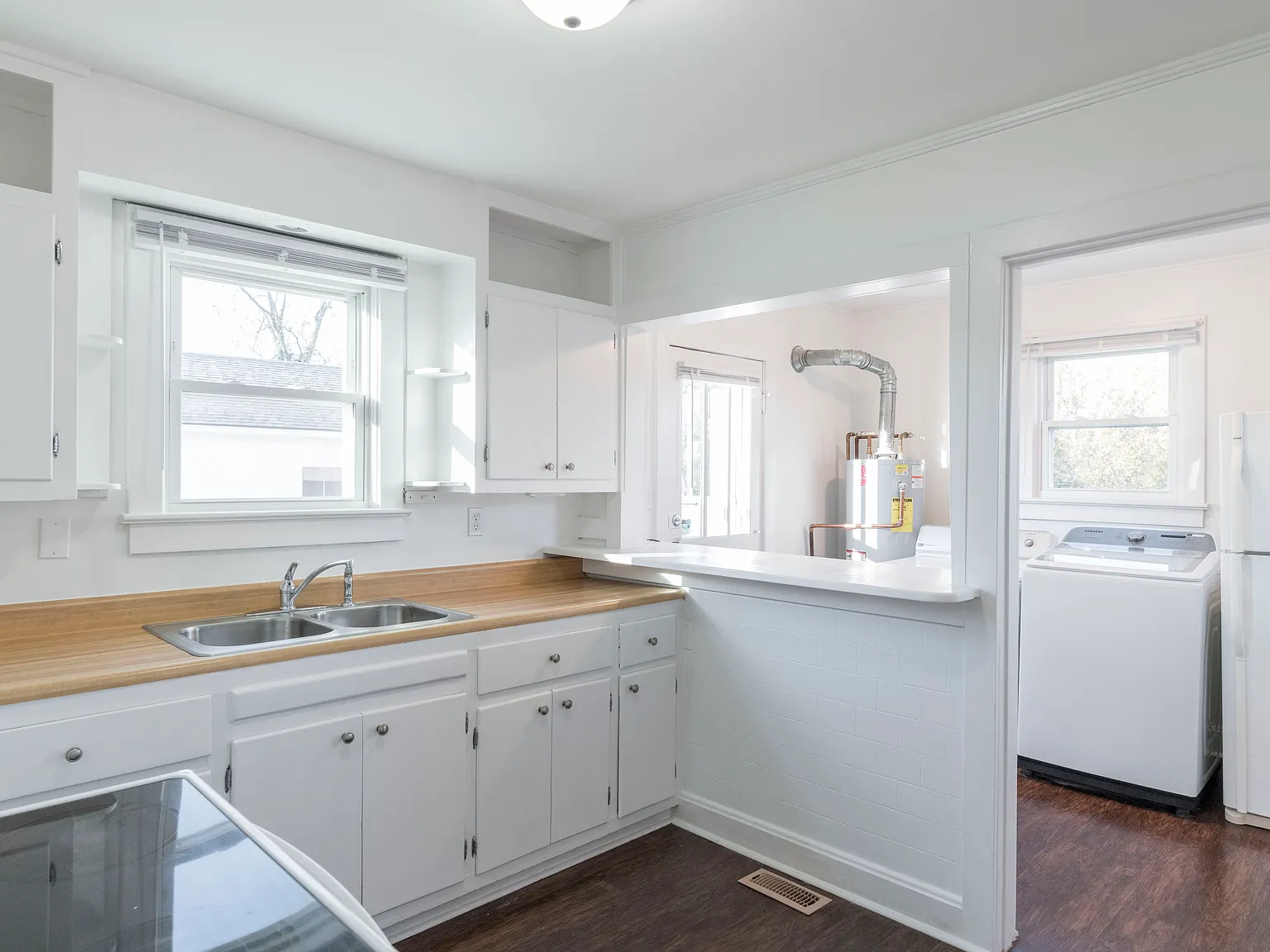 3 bed, 1231 sqft, $1,350 — Photo 3