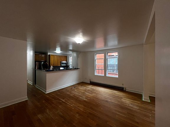 2nd image of 2295 Southern Blvd #2