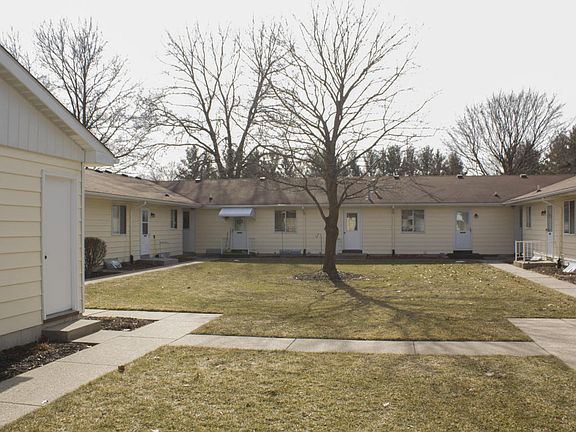2nd image of 5871 Leisure South Dr SE