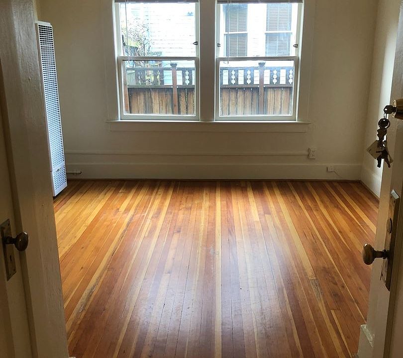1st image of 2361 NW Pettygrove St APT 03