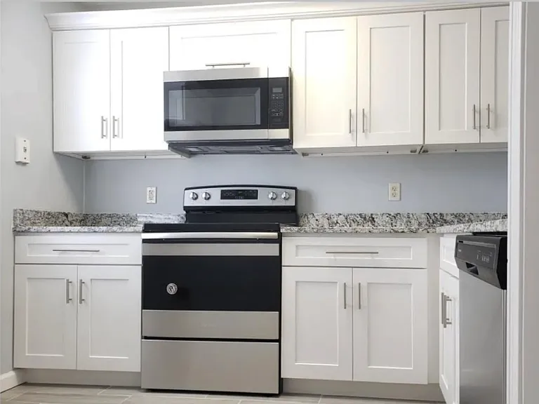 8300 Plaza Gate Ln #1152 — Photo 5
