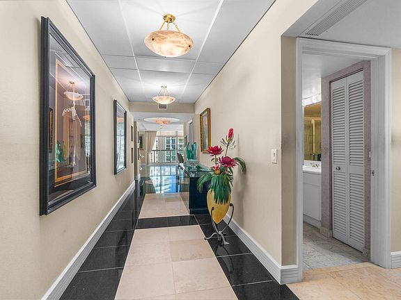 5th image of 16400 Collins Avenue #1846
