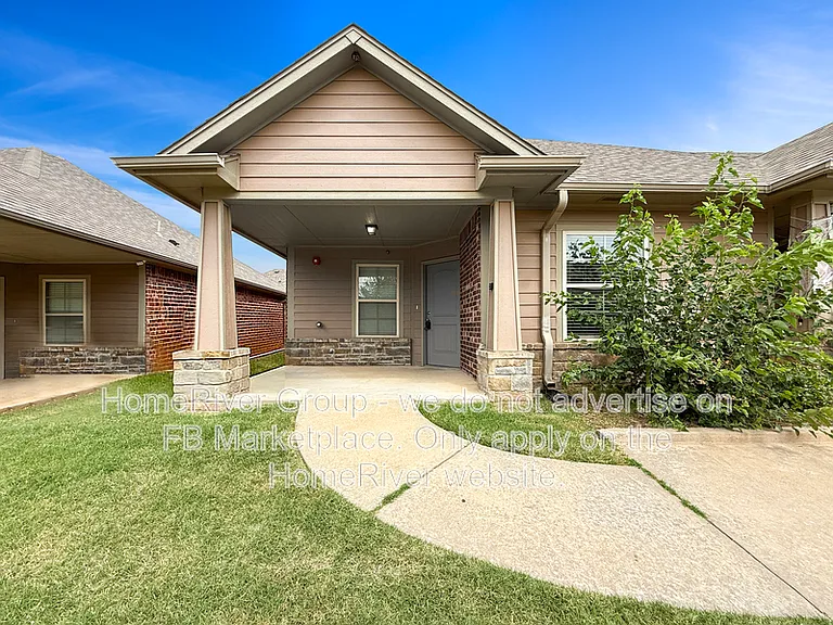 919 SW 92nd St — Photo 9