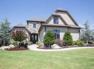 5924 W Waco St, Broken Arrow, OK 74011