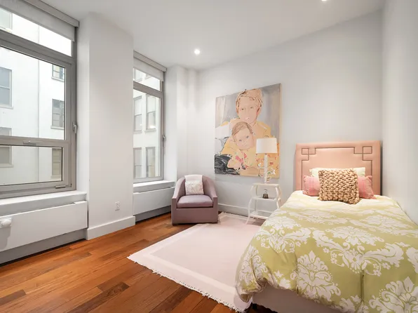 15 East 26th Street image 8 of 17