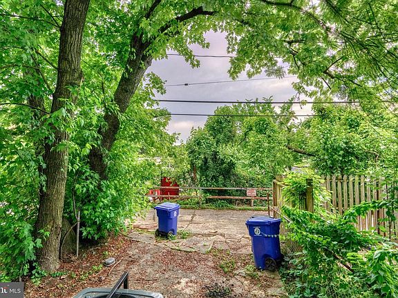 5th image of 3208 Elmley Ave