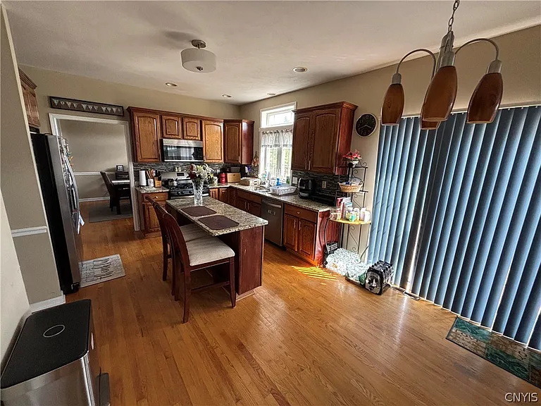 6407 Tulipwood Ln — Photo 4
