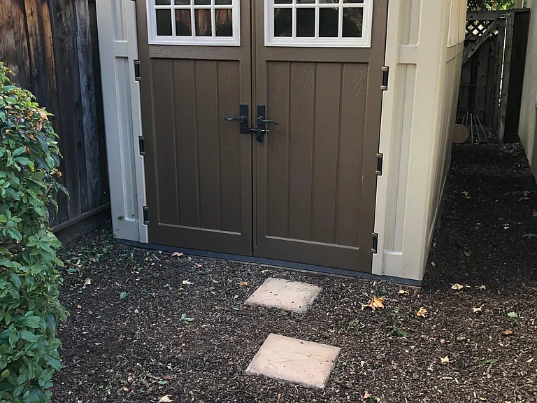 490 Briarwood Dr — Photo 19