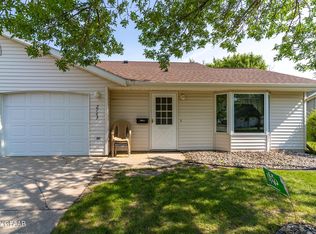 2763 Mistwood Ct, Grand Forks, ND 58201