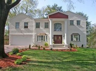 50 Benton Rd, Paramus, NJ 07652