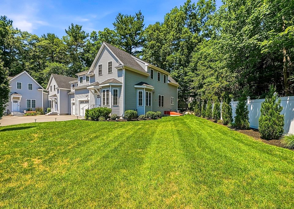 1st image of 2 Harmony Ln #2