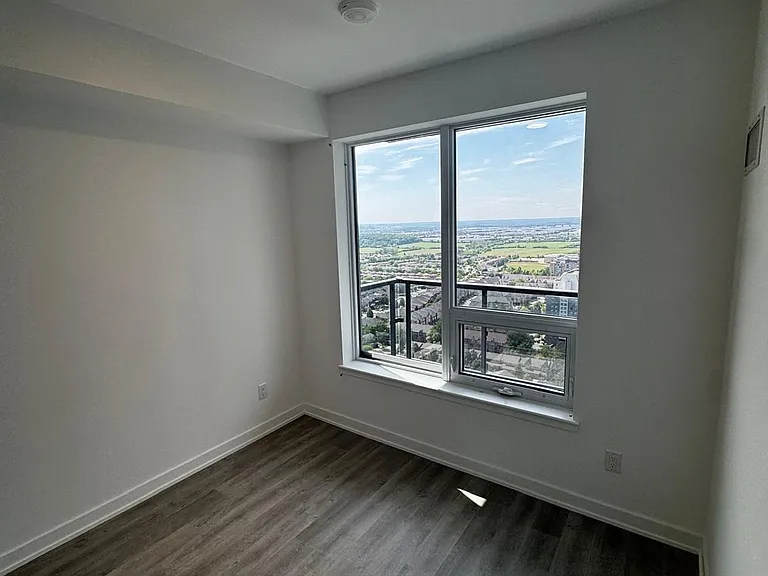 5105 Hurontario St #2809 — Photo 6