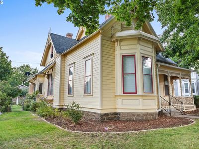 806 Main Ave, La Grande, OR, 97850