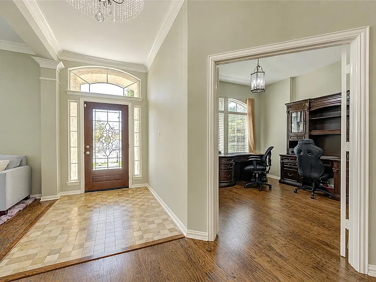 1332 Dorothy St — Photo 3