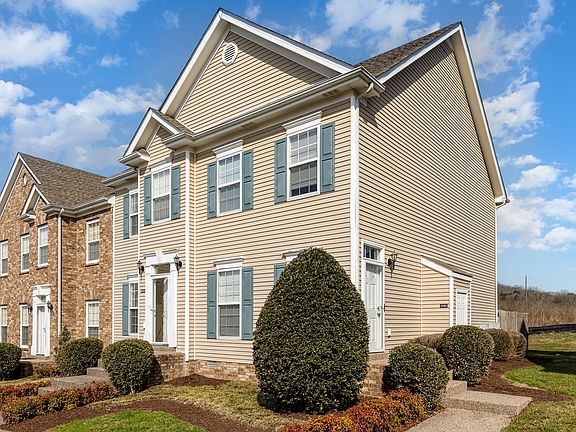 2nd image of 1039 McKenna Dr