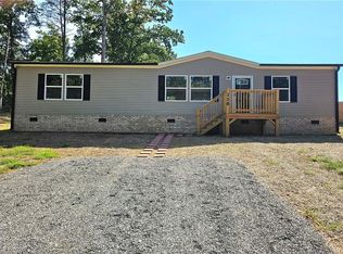 116 Brookfield Dr, Mount Airy, NC 27030