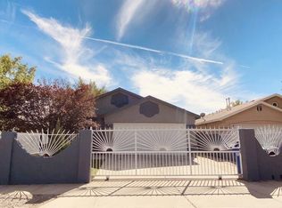 7616 Blue Avena Ave SW, Albuquerque, NM 87121