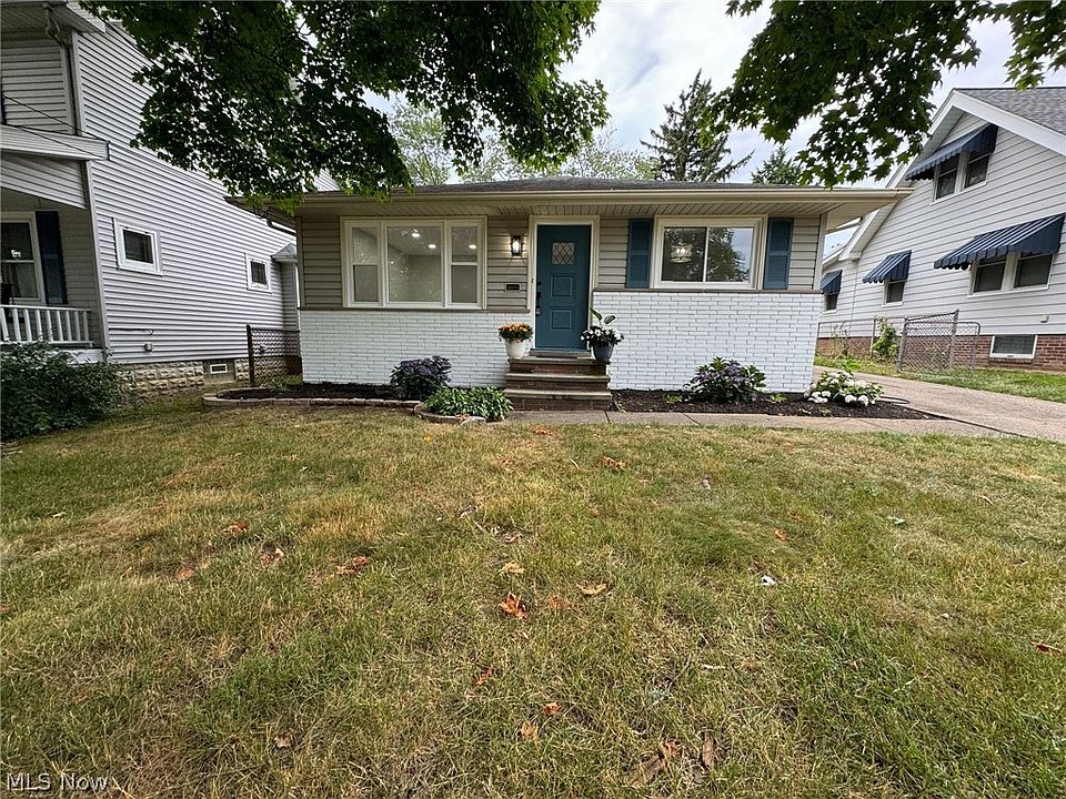 1st image of 23616 Clifford Dr