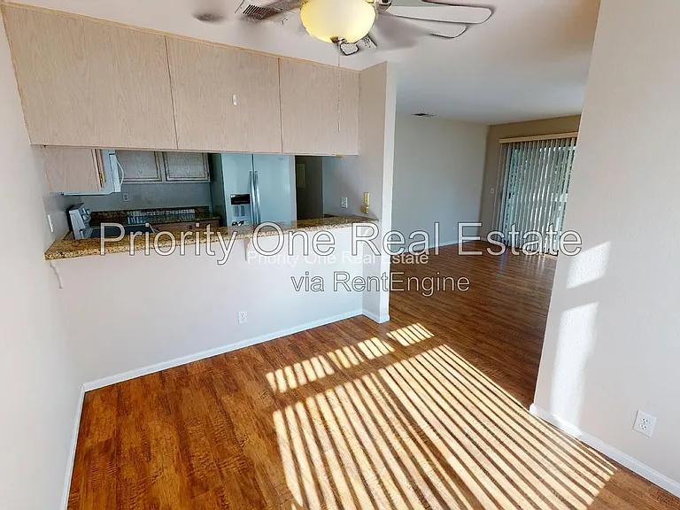 669 Diamond Way #234 — Photo 8