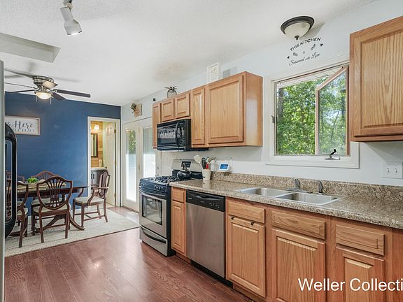 4th image of 287 Woodview Dr