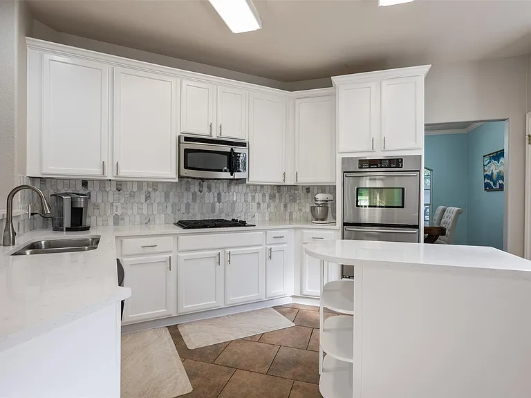 4435 Hunters Lodge Dr — Photo 20