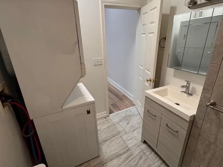 11 Bismarck St — Photo 13