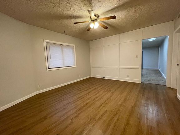 3rd image of 311 E Lincoln Ave