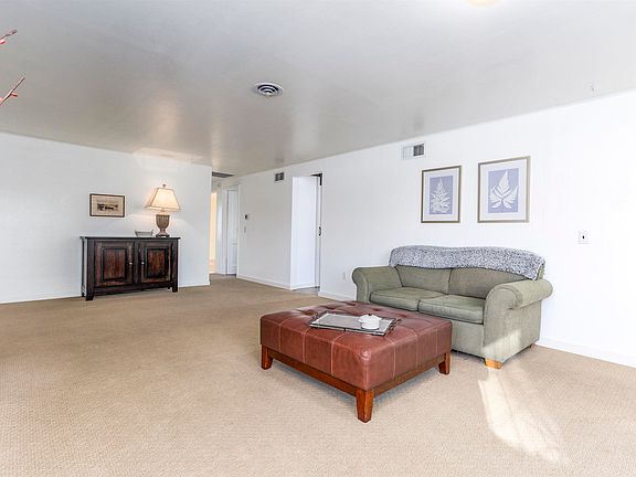 5th image of 2405 Swift Blvd