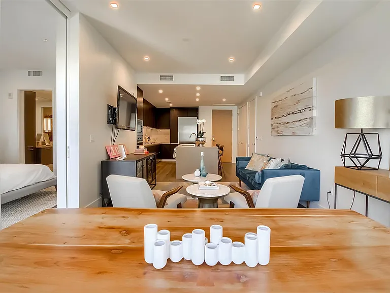 501 West Ave #1002 — Photo 17