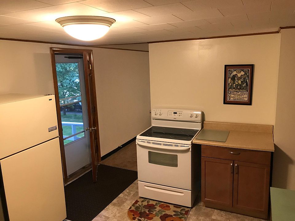 50 Maple St West Lebanon NH Zillow