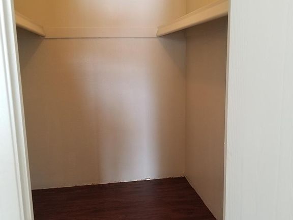 Wildflower_26 Closet_08022018