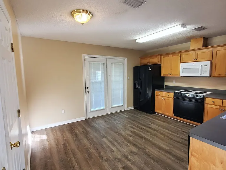 3401 Studstill Rd — Photo 3