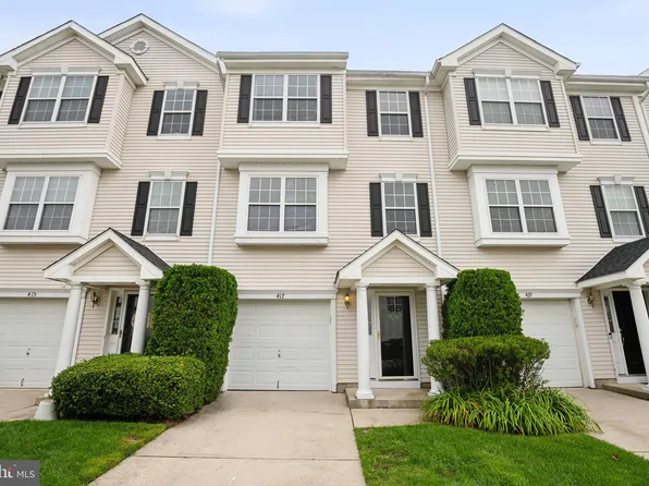 417 Dorchester Dr, Delran, NJ 08075