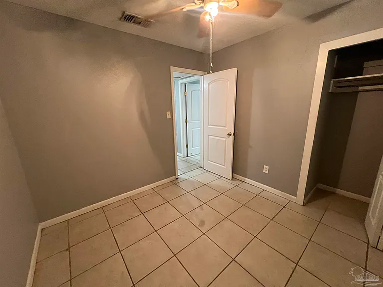 203 Edison Dr — Photo 23