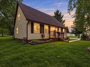 7275 Hall Rd, Davisburg, MI 48350