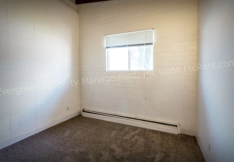 701 Parker St — Photo 33