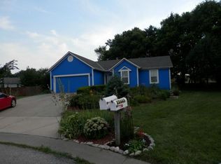 22673 Washington Ave, Spring Hill, KS 66083