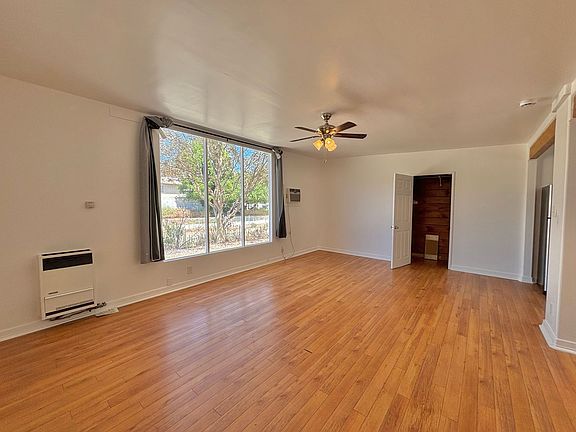 3rd image of 256 W Valencia Ave #4949252AF