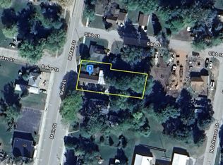 130 N Main St, Hancock, WI 54943