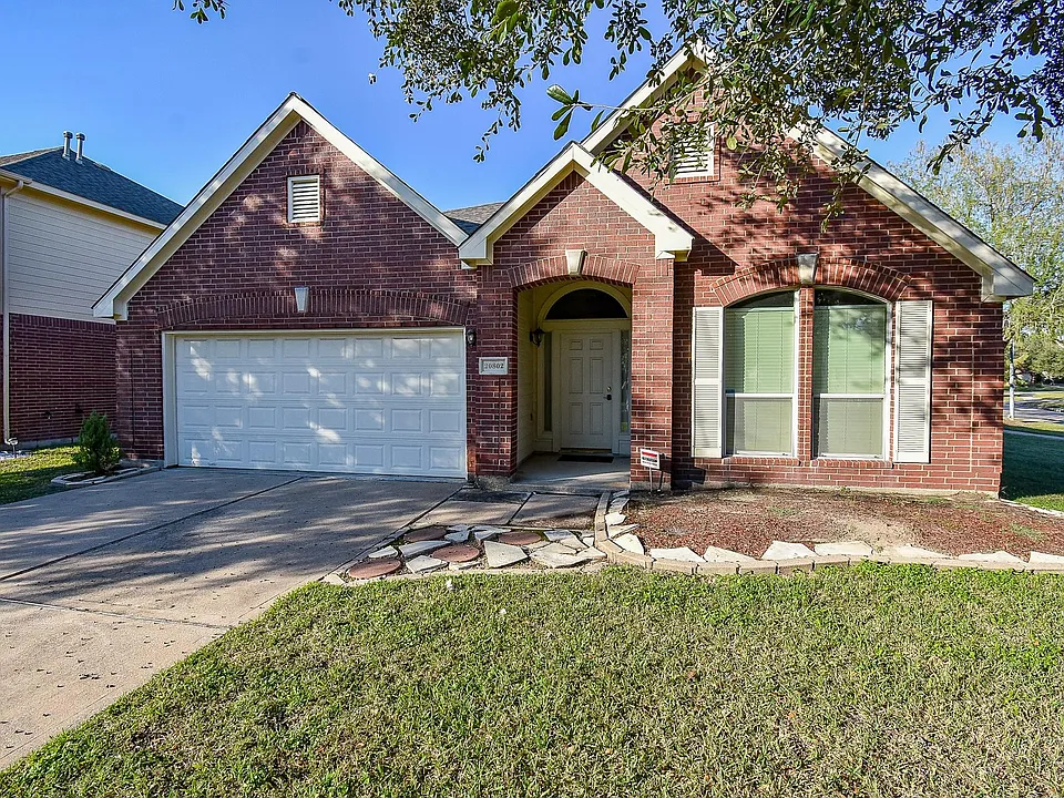20802 Oak Rain Ct