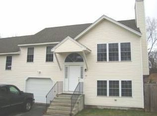 22 Baldwin St, Worcester, MA 01604