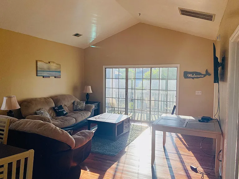 3947 Gladiola Ct #301 — Photo 20