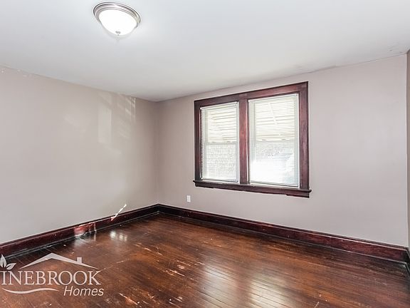 4th image of 1704 Waltham Ave